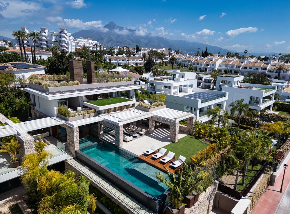 Villa P Nueva Andalucia Marbella