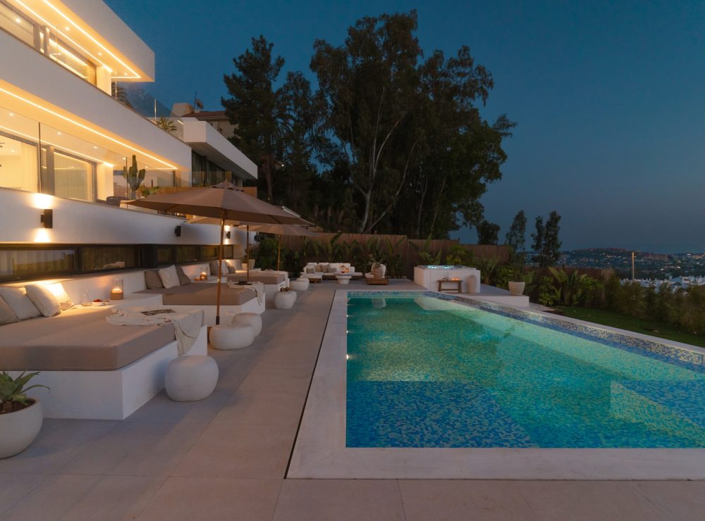 Villa Juni Nueva Andalucia Marbella